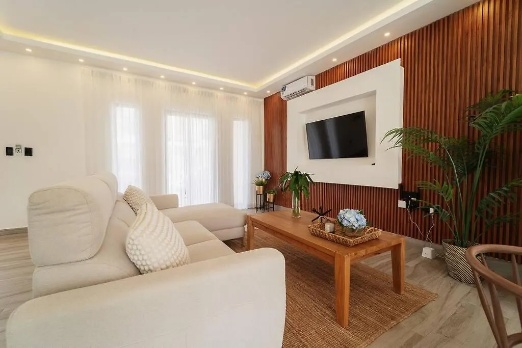 Villa De Lujo Con Picuzzi A 2 Min Downtown Punta Cana